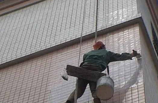 厦门市卫生间漏水维修公司分享下厦门市外墙防水的必要性。