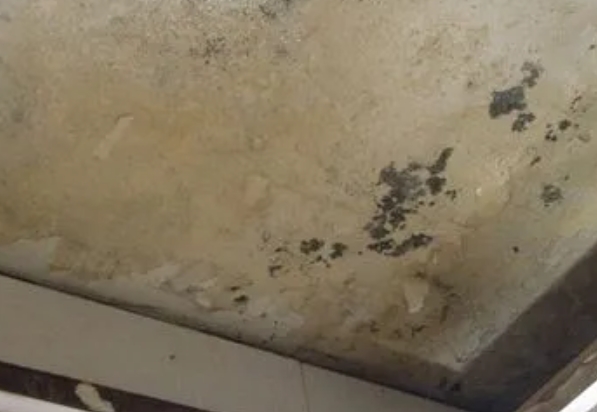 厦门市阳台漏水维修公司分享下厦门市卫生间渗水维修需要注意哪些问题。